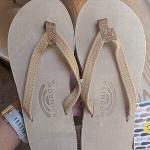 New with Tags - Women's Rainbow Sandals 301 ALTS SIZE  SMALL 5.5-6.5